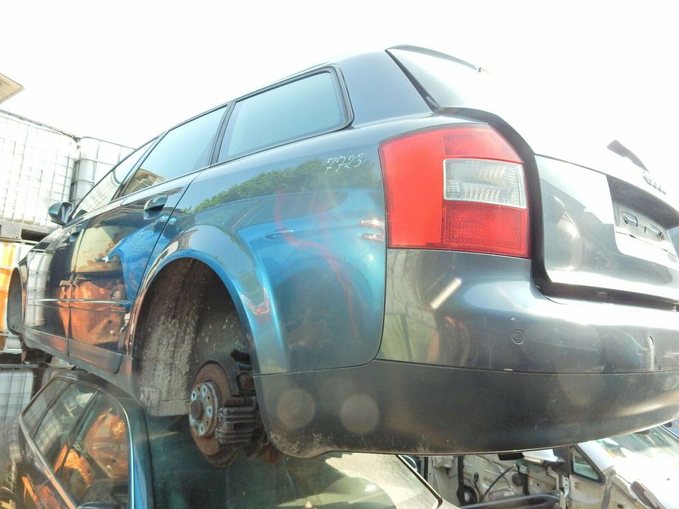 Audi A4 B6 Avant Ersatzteileträger AYM FSL 2,5 TDI VN7723 in Heilsbronn