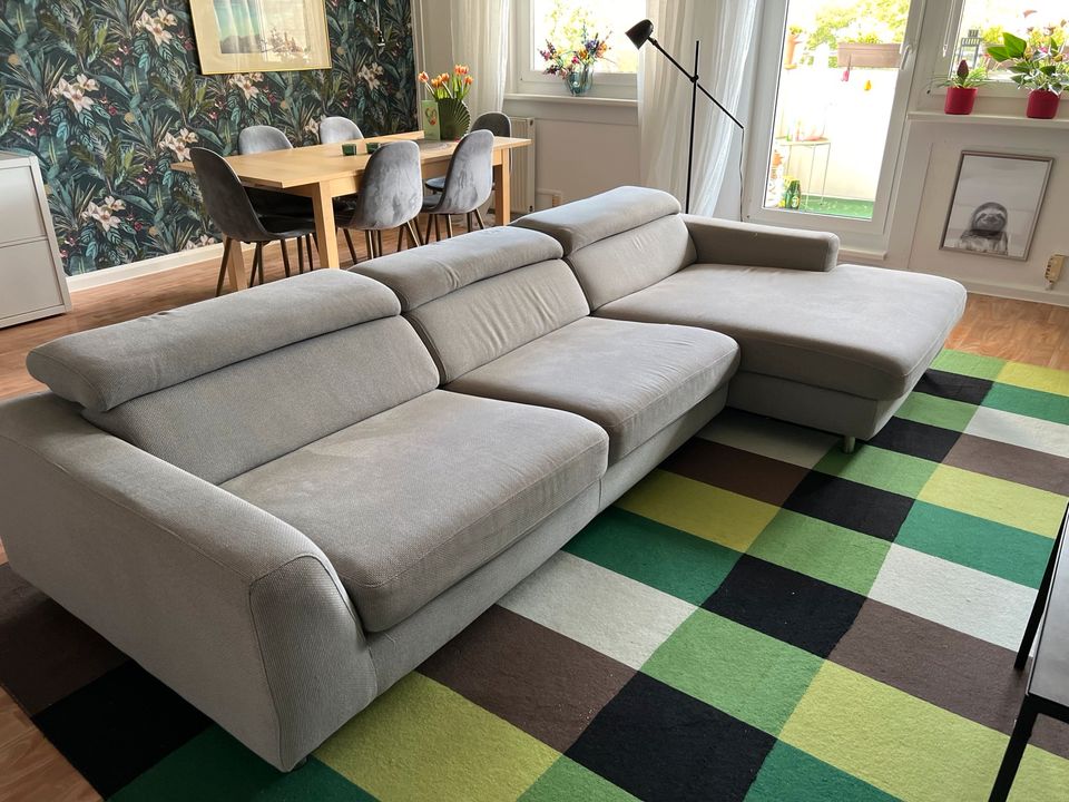 Wohnlandschaft/ Couch mit Recamiere grau in Berlin