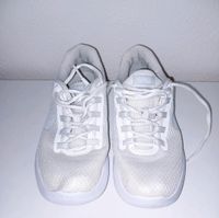 Nike turnschuhe sneaker weiß gr 41 Baden-Württemberg - Bad Überkingen Vorschau