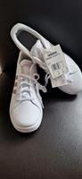Sneaker adidas mit OVP*NEU* Gr.40 Sachsen - Döbeln Vorschau