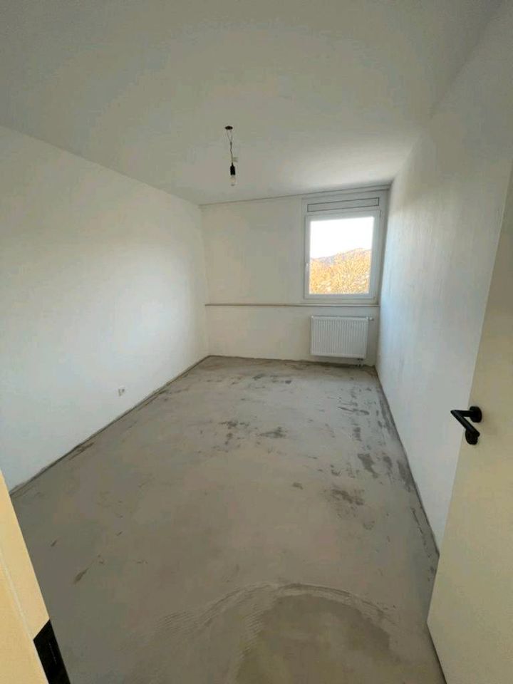 Schöne 3 Zimmer Wohnung über Dächern von Werdohl in Werdohl