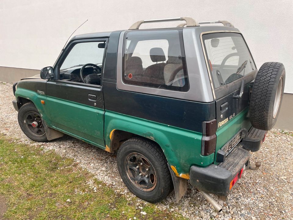 Daihatsu Feroza Teile Motor Getriebe in Kleinmachnow