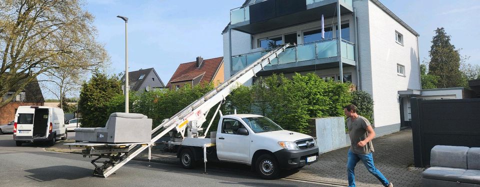 Möbellift Vermietung mit Bediener in Neuss