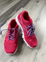 Reebok Turnschuhe/ Sneaker Gr. 40,5 Hessen - Stadtallendorf Vorschau