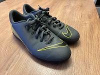 Nike Fußballschuhe Größe 40 Baden-Württemberg - Hockenheim Vorschau