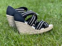 Wedges  Sandalen H&M Gr. 39, Schwarz, NEU mit Etikett, Sommer Berlin - Tempelhof Vorschau