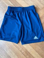 Adidas Sporthose kurz blau Gr. 11-12 Jahre (152) Bayern - Würzburg Vorschau