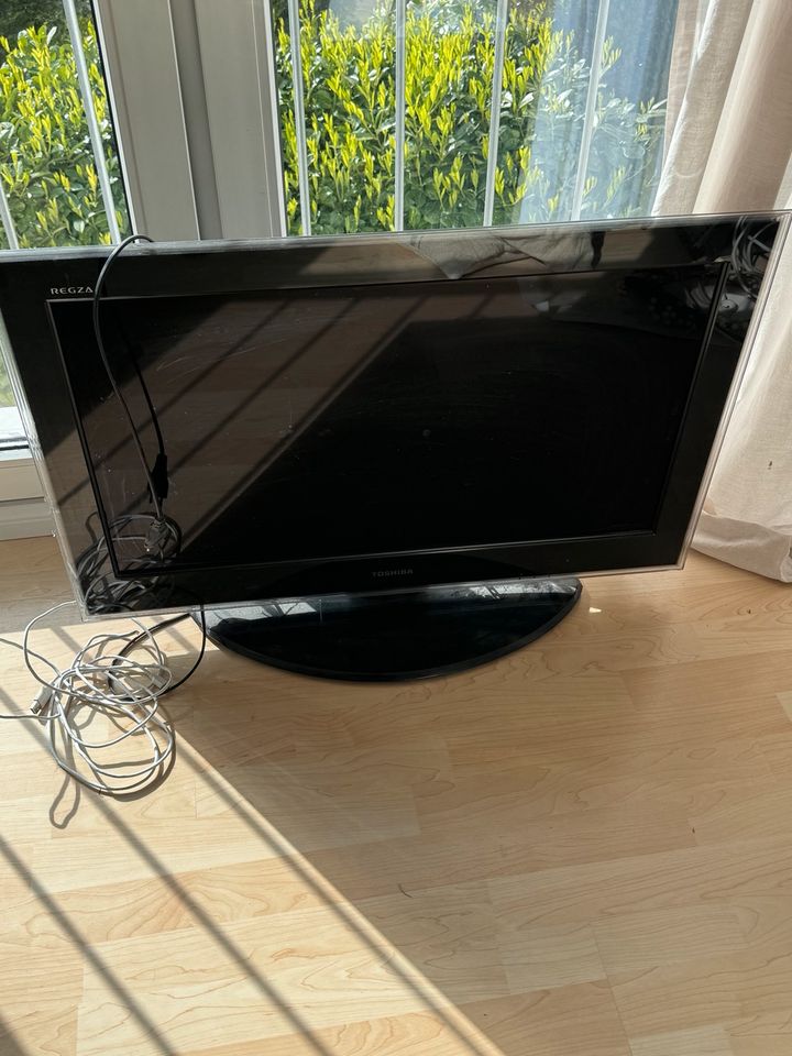 Toshiba 32SL733 Fernseher 32 Zoll in Bonn