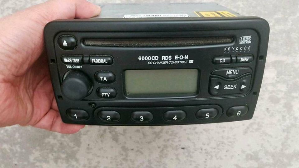 Orig. FORD Focus Fiesta Mondeo Radio Autoradio mit 6000 CD-Player in Moers