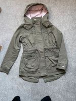 Jacke/Parka in Größe 146 Nordrhein-Westfalen - Oberhausen Vorschau