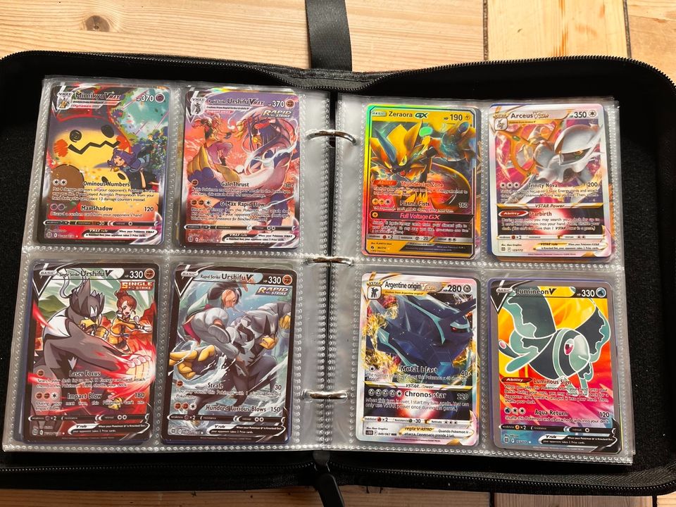 Pokémon,Sammelkarten,Sammelalbum,ca. 400 Stück in Oschatz