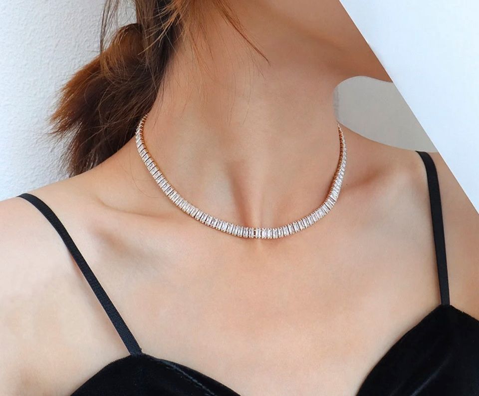 Halskette mit Strass Tennis Choker Kette mit weißen Kristallen in Hürth