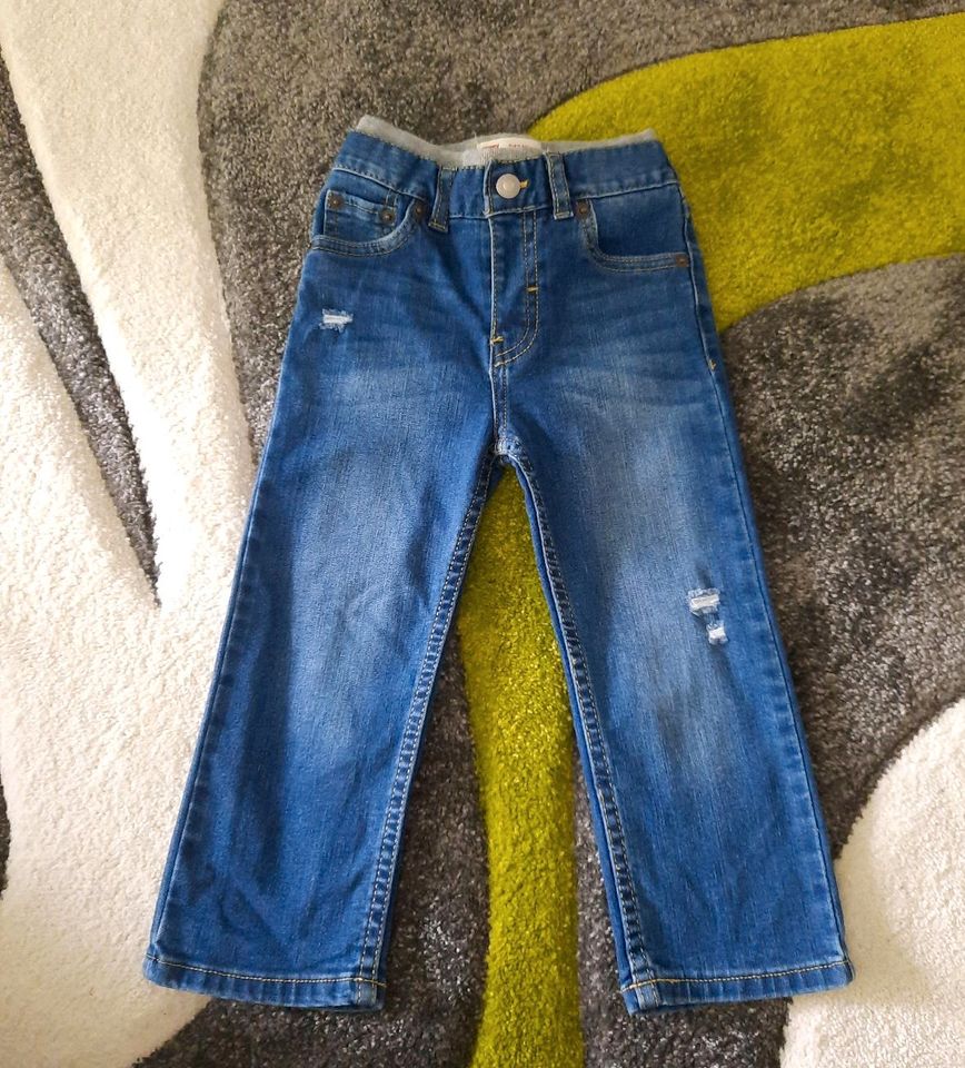 Levis jeans Straight 514  24m gr. 92 neuwertig in Essen