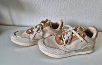 Tamaris Sneaker Turnschuhe Gr. 39 beige gold Düsseldorf - Hassels Vorschau