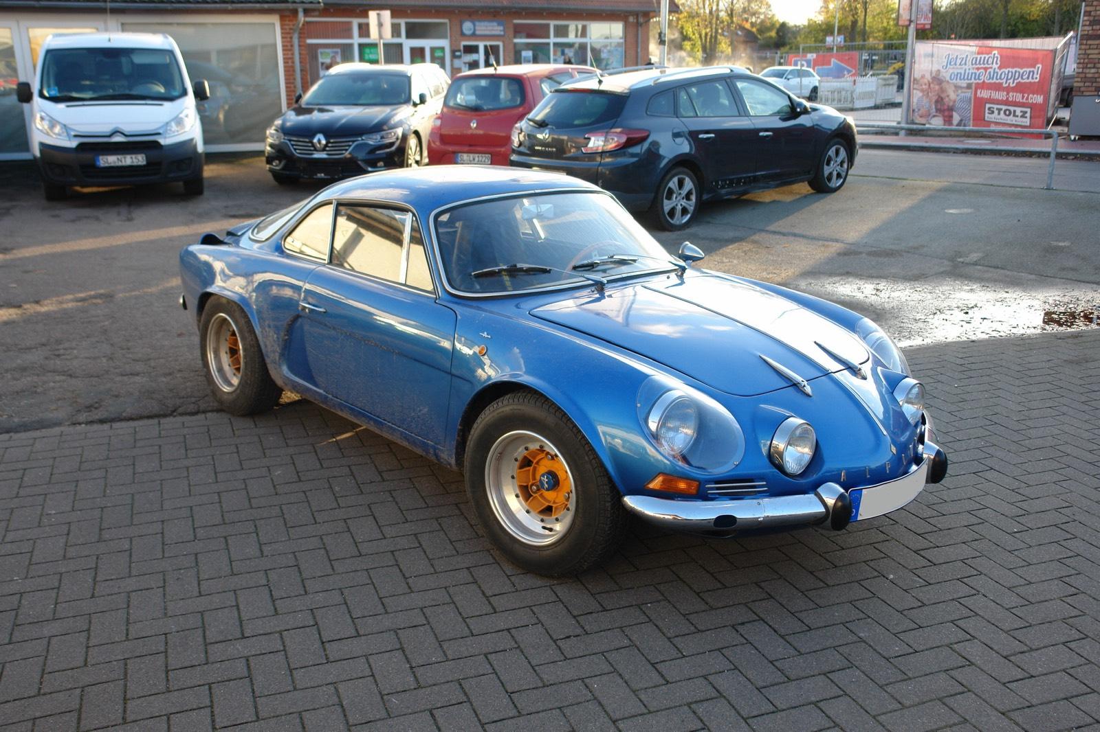 Abbildung des Autos Oldtimer Renault alpine …