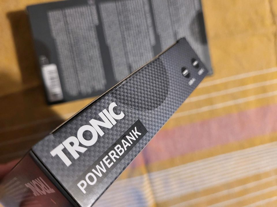 Tronic Powebank 10000 mAh weiß und schwarz in Duisburg