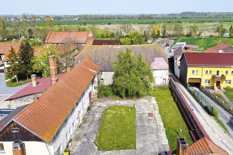 AUKTION: Teils denkmalgeschützte Hofanlage nahe Erfurt in Werningshausen