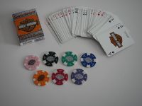 *NEU* *Unbespielt* Harley Davidson Spielkarten Poker + 8 Chips Niedersachsen - Peine Vorschau
