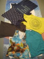 Set: : 6 T-Shirts + Tops S Oliver, Bonita, Taifun Gr. 36-38/S Berlin - Lichtenberg Vorschau