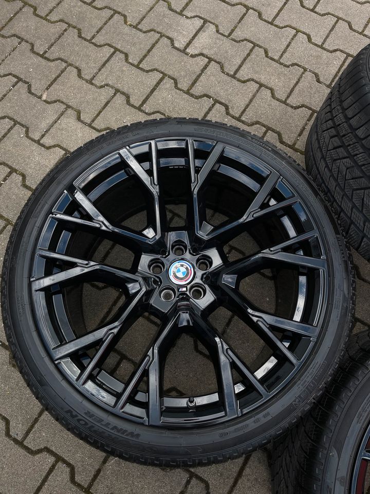 ❄️❄️❄️ Reifen Pirelli BMW Performance M809 Winterräder Winterkompletträder Winter Winterreifen 21/22 Zoll X5M F95 LCI X6M F96 RDCi Felgen Facelift in Bottrop