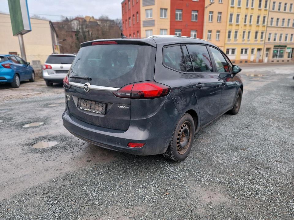 Opel Zafira C 2.0 CDTI KLIMAAUT. / NAVI / SITZHZG. TEXT LESEN ! ! in Münchenbernsdorf