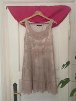 Rose Mini Kleid von Zero München - Sendling Vorschau