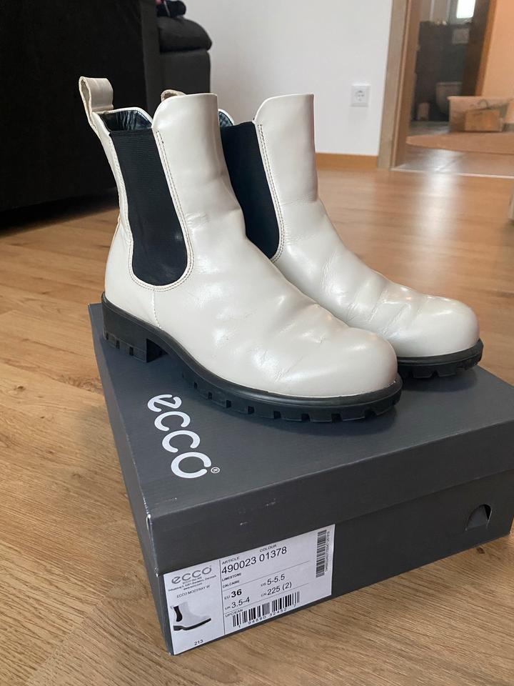 Ecco Chelsea Boots beige Größe 36 nude Schlupfstiefel in Barbing