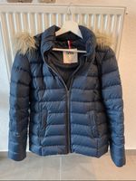 Tommy Hilfiger Jeans Daunenjacke Gr. M Niedersachsen - Lastrup Vorschau