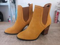 Tamaris Stiefeletten für Damen, Gr 37 Echtleder gelb, Blockabsatz Nordrhein-Westfalen - Lübbecke  Vorschau