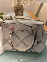 Guess Handtasche weiss Original Nordrhein-Westfalen - Neuss Vorschau