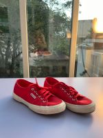 Rote Superga Sneaker, einmal getragen Aachen - Aachen-Mitte Vorschau