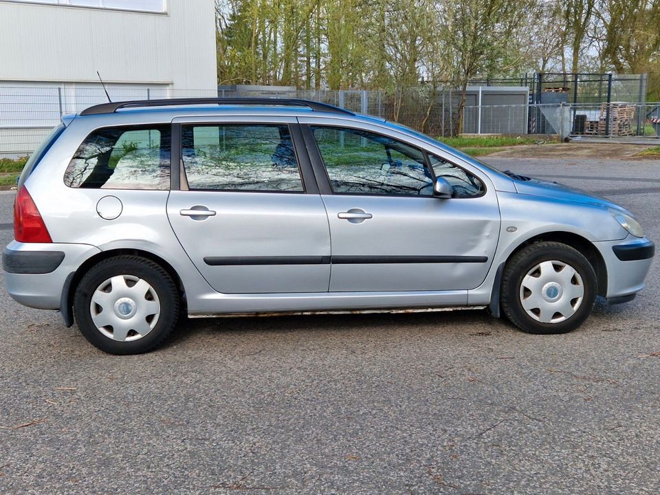 Peugeot 307 Break/ SW Break Grand Filou in Bargteheide