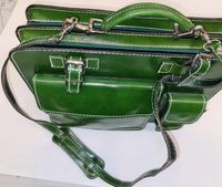 Frosch grüne Tasche /Koffer Baden-Württemberg - Waghäusel Vorschau