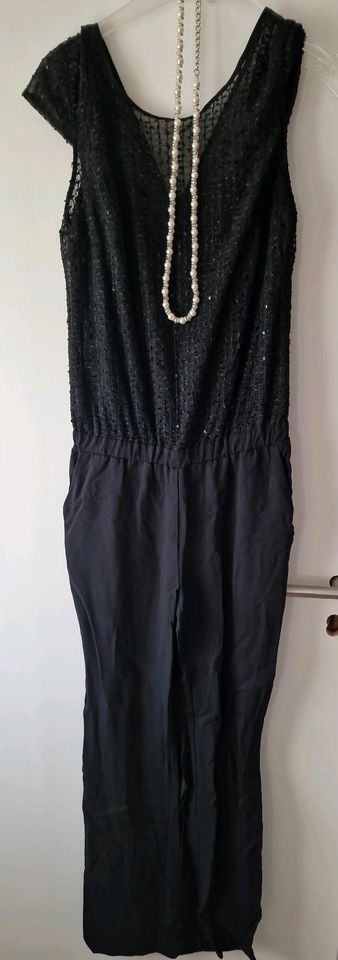 Damen Jumpsuit in Emden