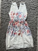 C&A Blumenkleid Sommerkleid in Größe 38 Niedersachsen - Bösel Vorschau