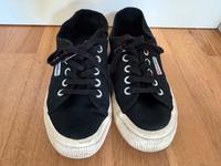 Superga Sneaker schwarz Leipzig - Leipzig, Südvorstadt Vorschau