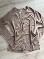 Neu Takko Strickjacke Gr. S beige Cardigan Niedersachsen - Varel Vorschau