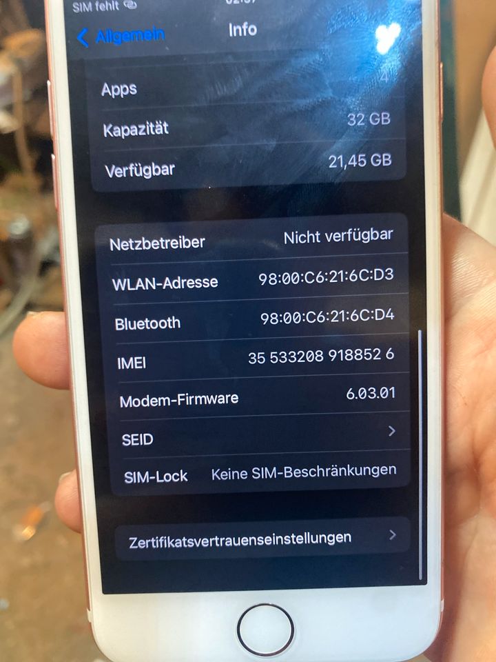iPhone 7 Roségold in Dresden