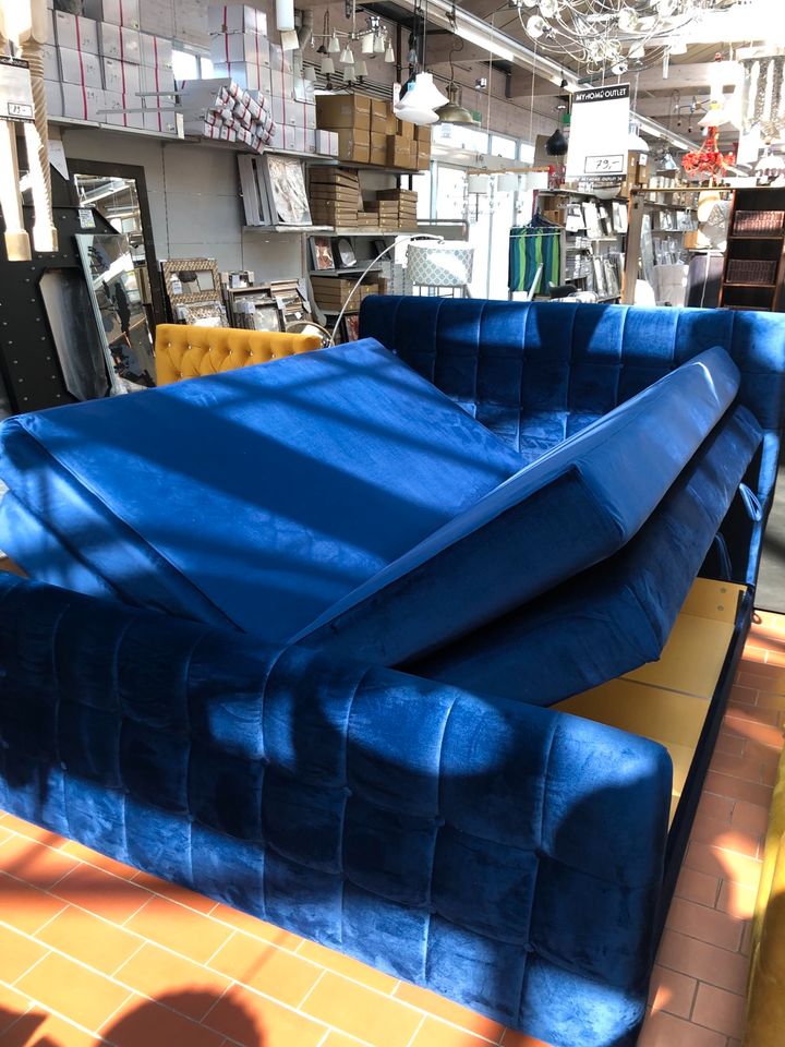 Boxspringbett Bett "Berki" Bettkasten Chesterfield blau samt in Bremen