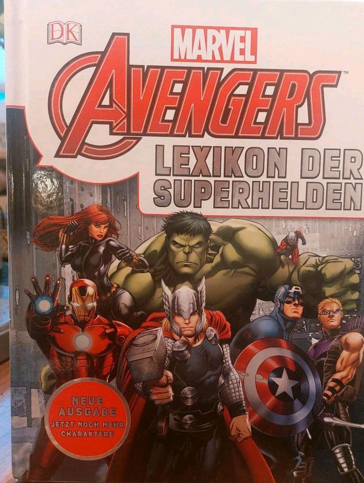 Bücher für DC und Avenger Fans in Karlstadt