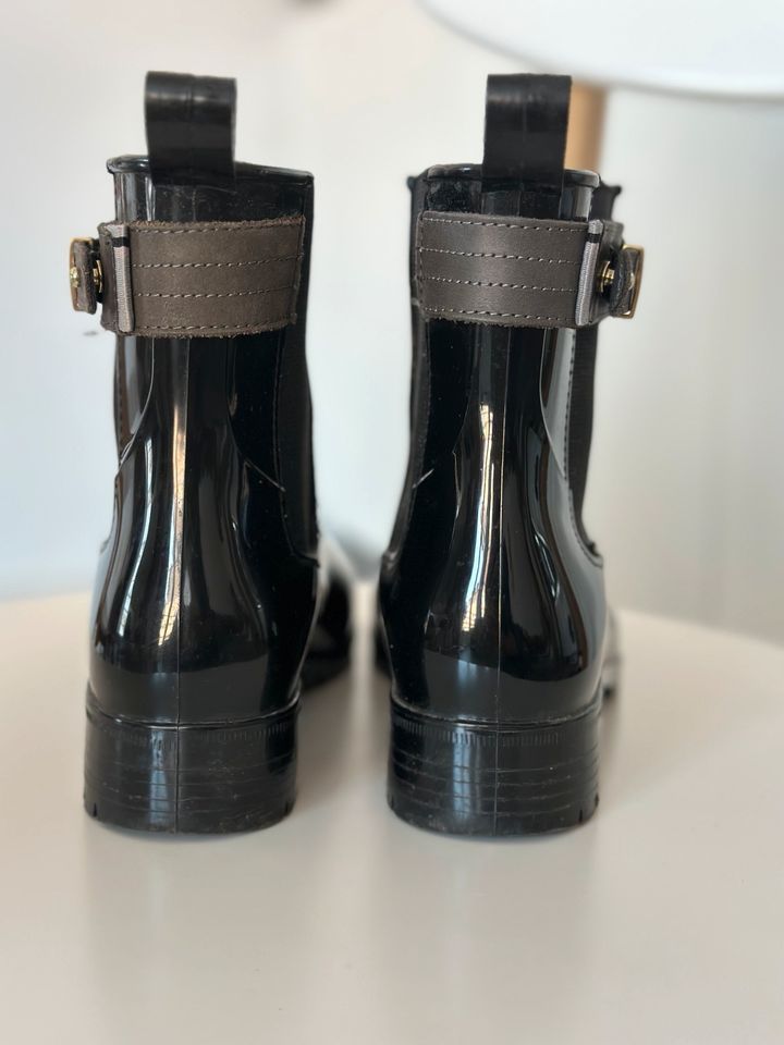 Tommy Hilfiger Stiefelette Gummistiefel schwarz Größe 38 in Ingolstadt