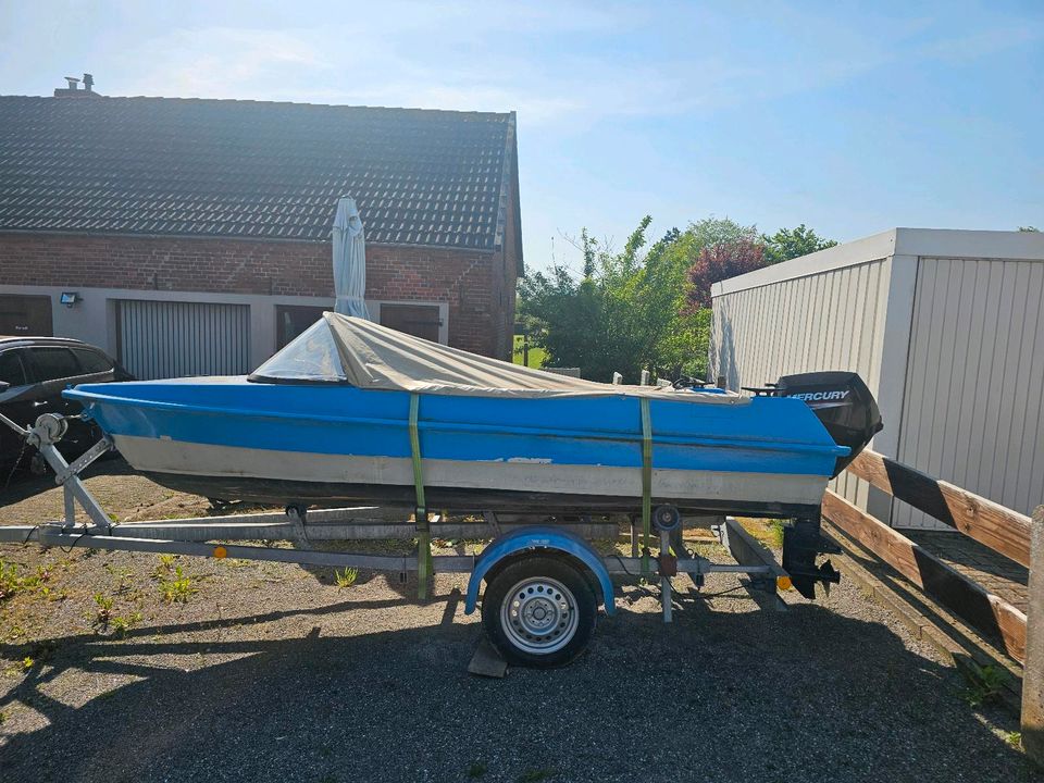 Motorboot komplett. in Stadland