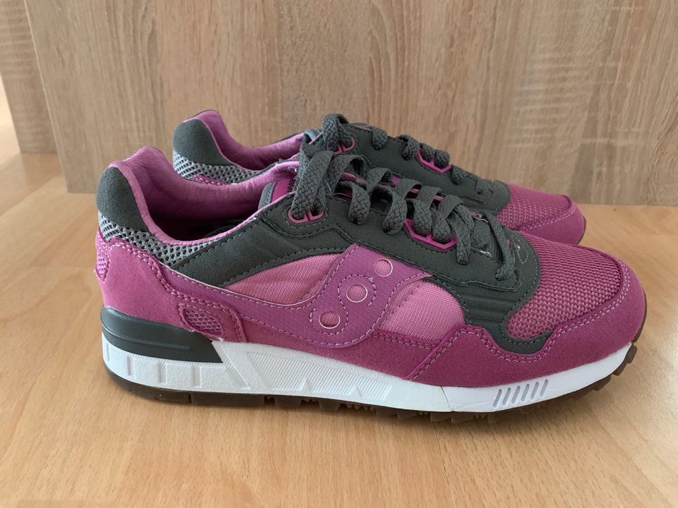 Saucony Shadow 5000, Pink/Grau, EUR 40, ungetragen in Berlin