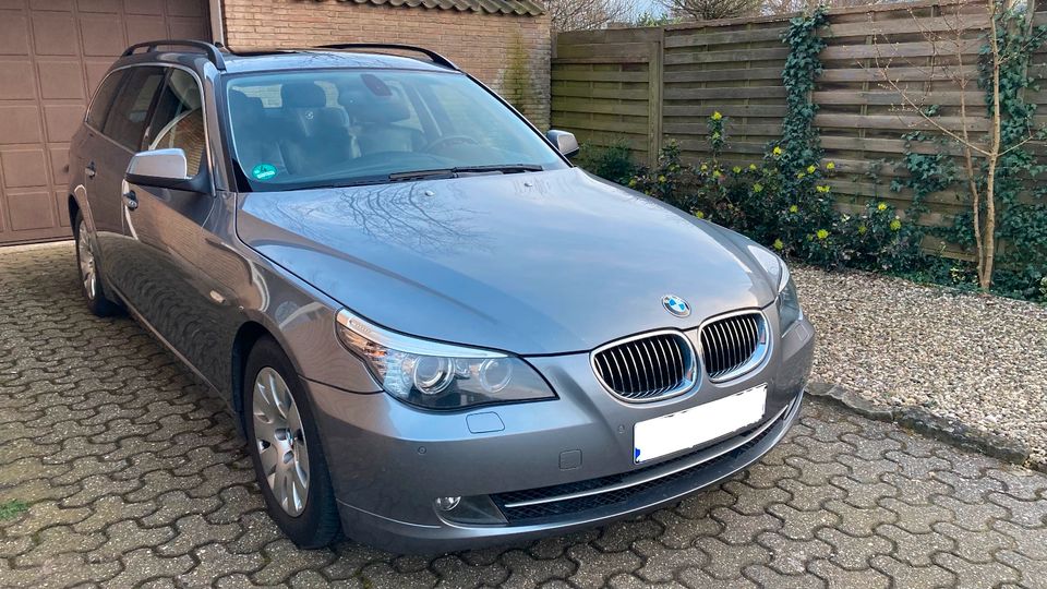 BMW 525D Touring E61 Exclusive Edition in Space-grey metallic in Wesel