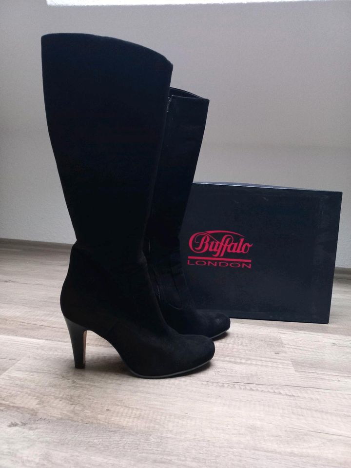 NEU! Buffalo Kid Suede Black 01 * Gr. 40 Wildleder Damenstiefel in Berlin