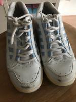K Swiss Tennisschuhe 38 Hallenschuhe Tennis Hessen - Bad Nauheim Vorschau