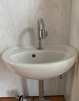 Vitra Waschbecken Waschtisch 45 cm mit Hansa Armatur und Siphon Rheinland-Pfalz - Lahnstein Vorschau