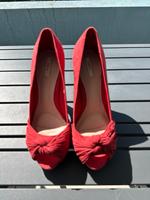 Pumps zara rot 38 neu Baden-Württemberg - Böblingen Vorschau