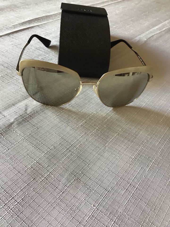 Prada Sonnenbrille in Barwedel