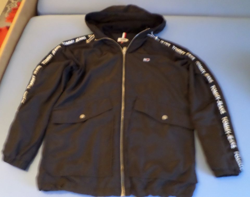 Tommy Jeans - Freizeitjacke Gr. XS in schwarz - wie neu! in Sachsenheim